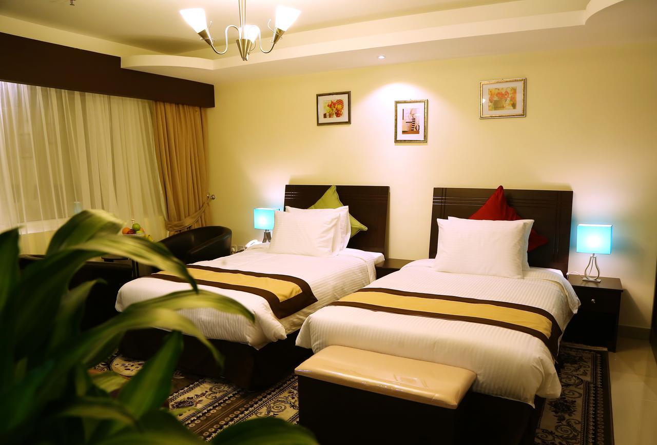 Travellers Hotel Apartment Dubai Dış mekan fotoğraf