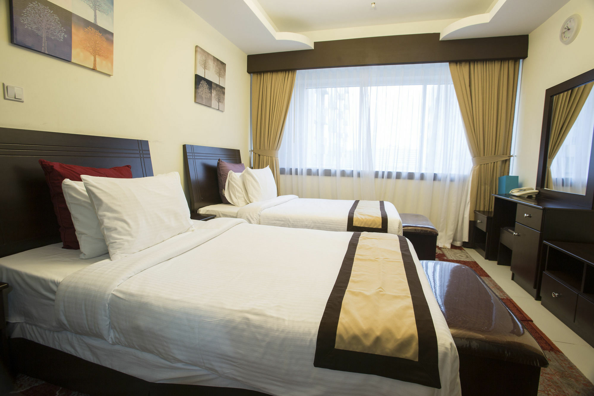 Travellers Hotel Apartment Dubai Dış mekan fotoğraf